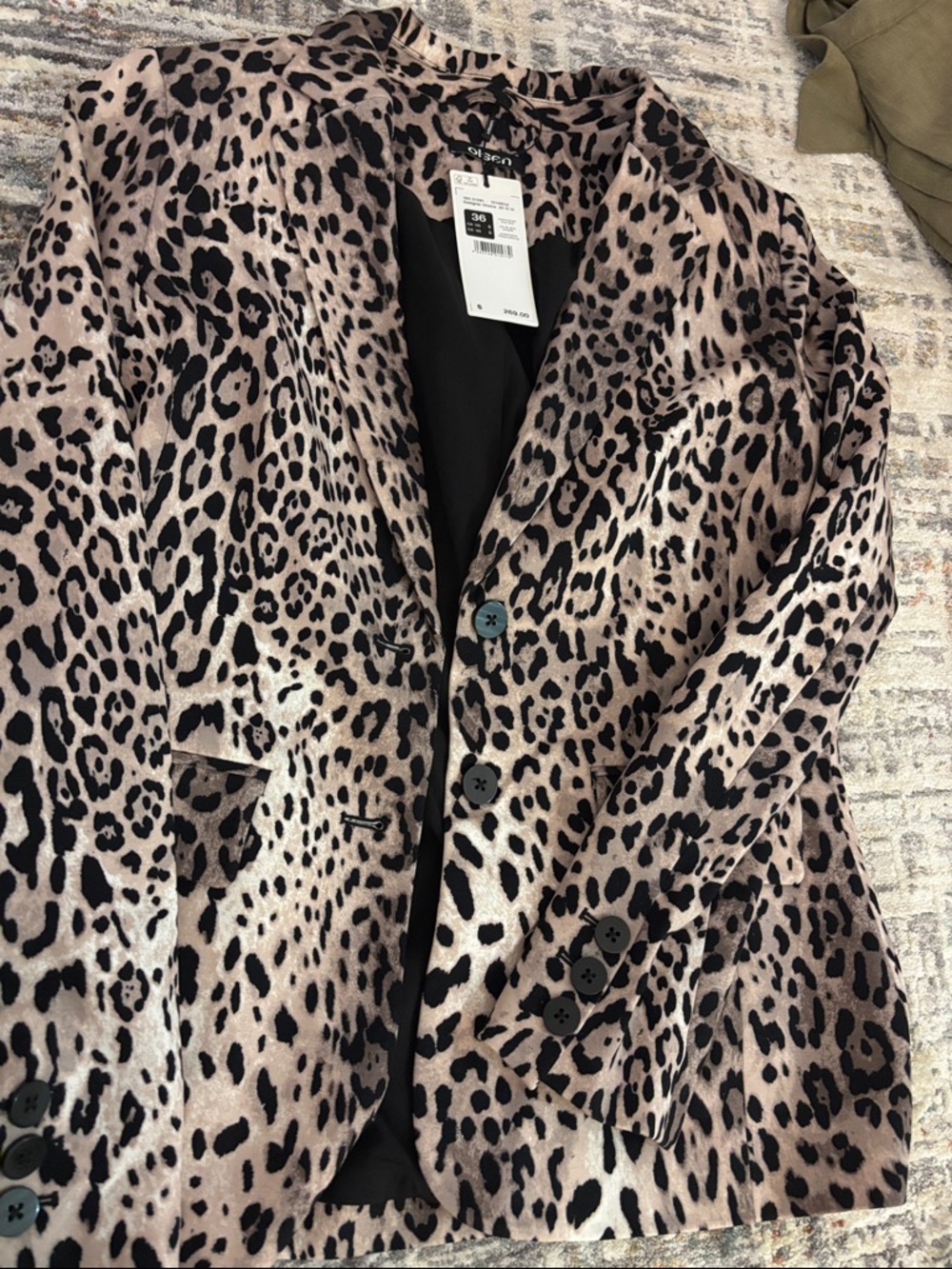 Leopard Print Blazer Jacket - Women’s Pink/Black Animal Print